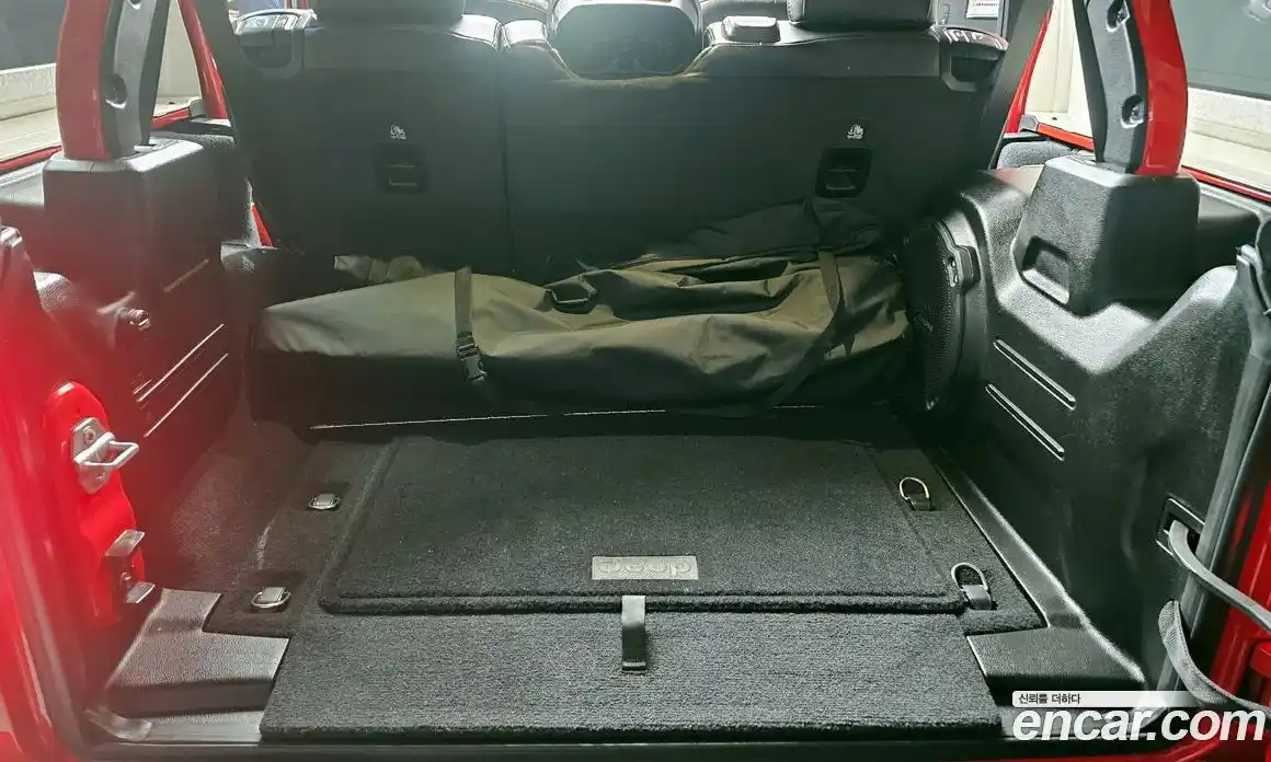 Jeep Wrangler 2021 2.0 гидро в Москве № 232362, фото 20