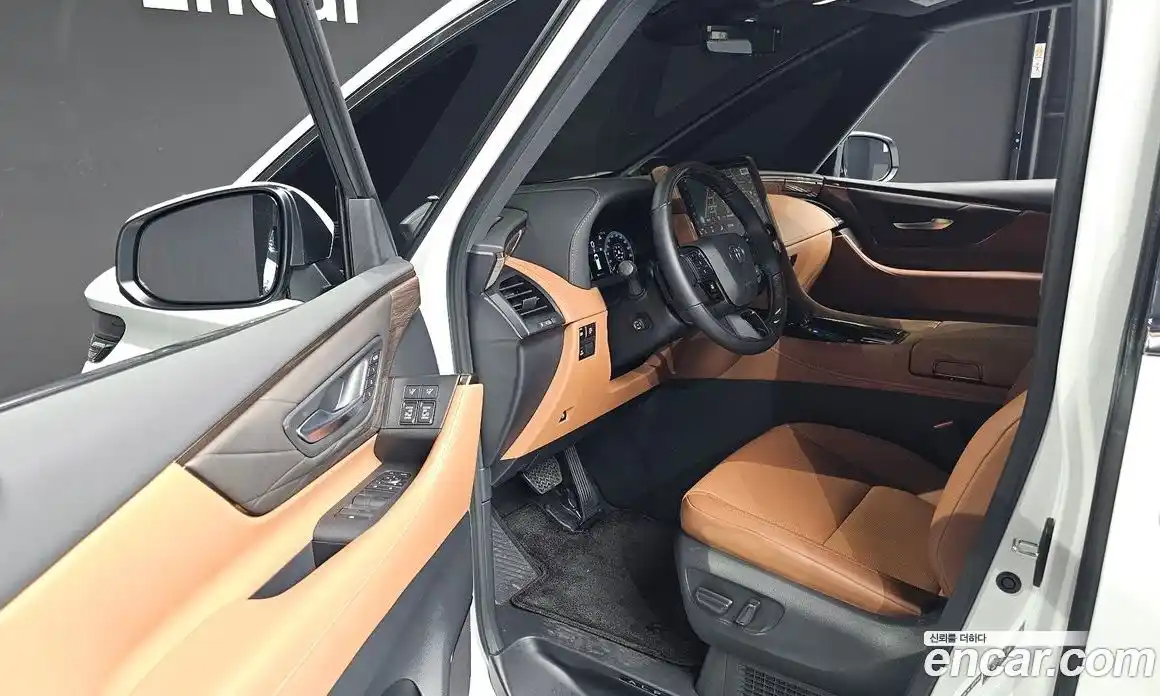 Toyota Alphard 2024 2.5 гидро в Москве № 232799, фото 11