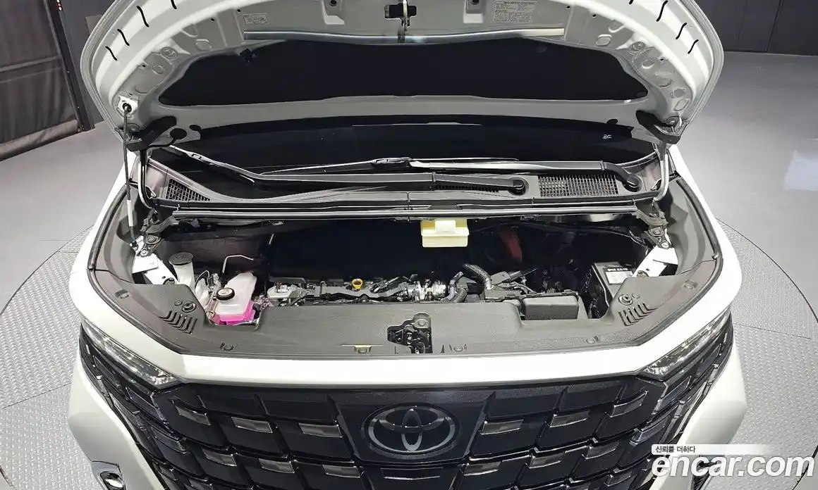 Toyota Alphard 2024 2.5 гидро в Москве № 232799, фото 6