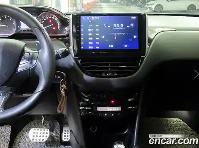 Peugeot 208 2013 1.6 гидро в Москве № 261336, миниатюра 11