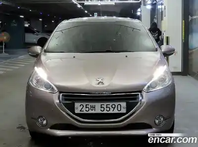 Peugeot 208 2013 1.6 гидро в Москве № 261336, миниатюра 2