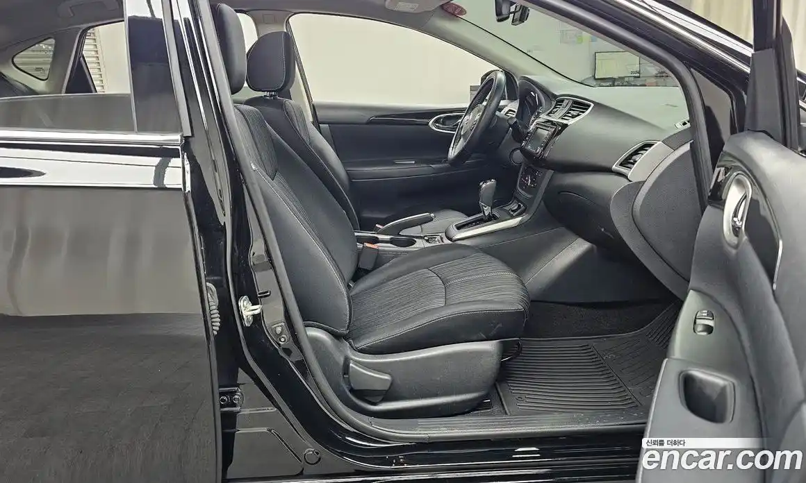 Nissan Sentra 2018 1.8 гидро в Москве № 262267, фото 11