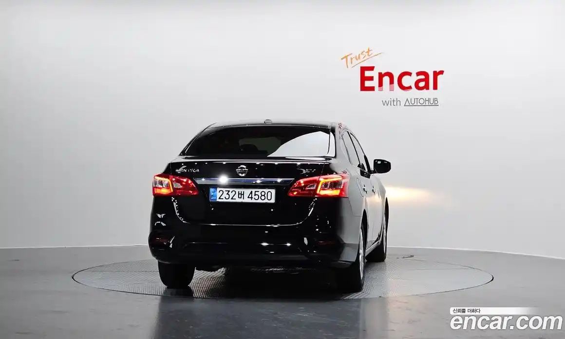 Nissan Sentra 2018 1.8 гидро в Москве № 262267, фото 4