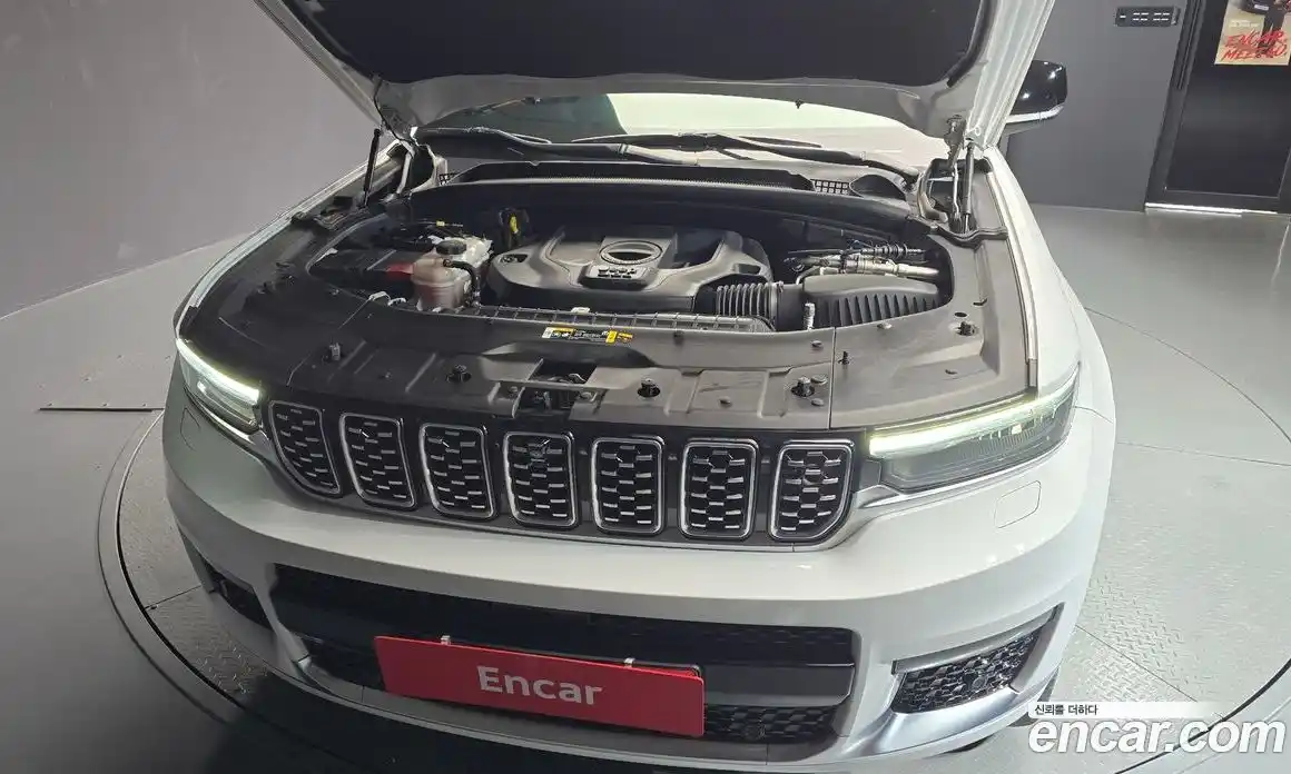 Jeep Cherokee 2021 3.6 гидро в Москве № 278915, фото 6