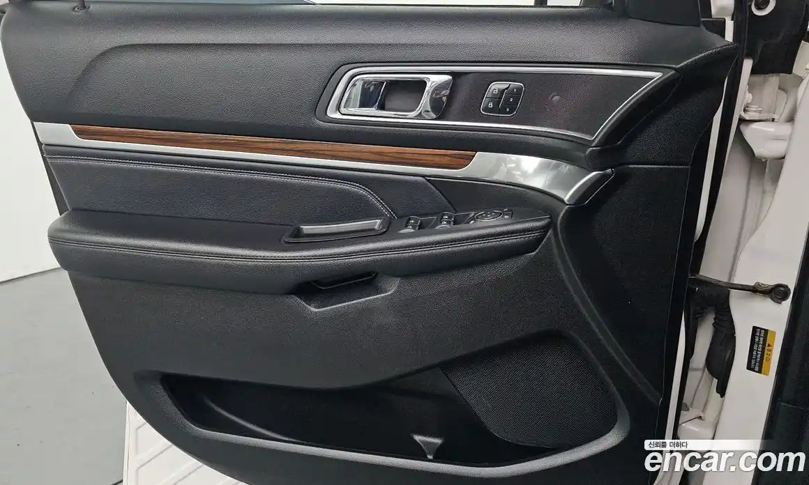 Ford Explorer 2017 2.3 гидро в Москве № 281310, фото 18