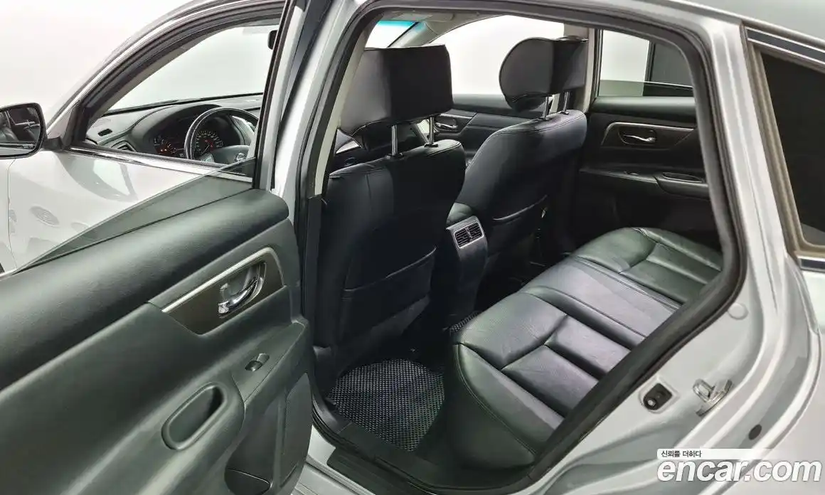 Nissan Altima 2016 2.5 гидро в Москве № 284996, фото 19