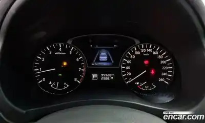 Nissan Altima 2016 2.5 гидро в Москве № 284996, миниатюра 8