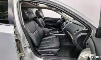 Nissan Altima 2016 2.5 гидро в Москве № 284996, миниатюра 10