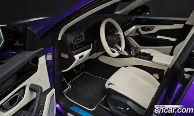 Lamborghini Urus 2024 4.0 гидро в Москве № 320820, миниатюра 11