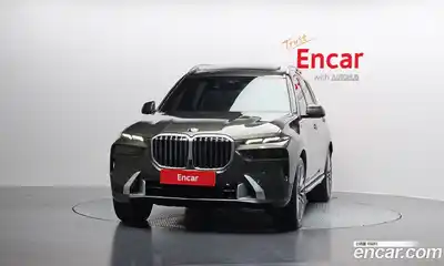 BMW X7 2023 3.0 гидро в Москве № 331263, миниатюра 3