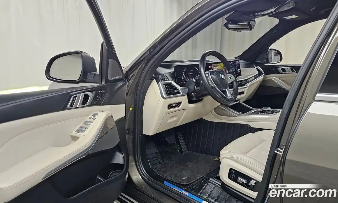BMW X7 2023 3.0 гидро в Москве № 331263, фото 10