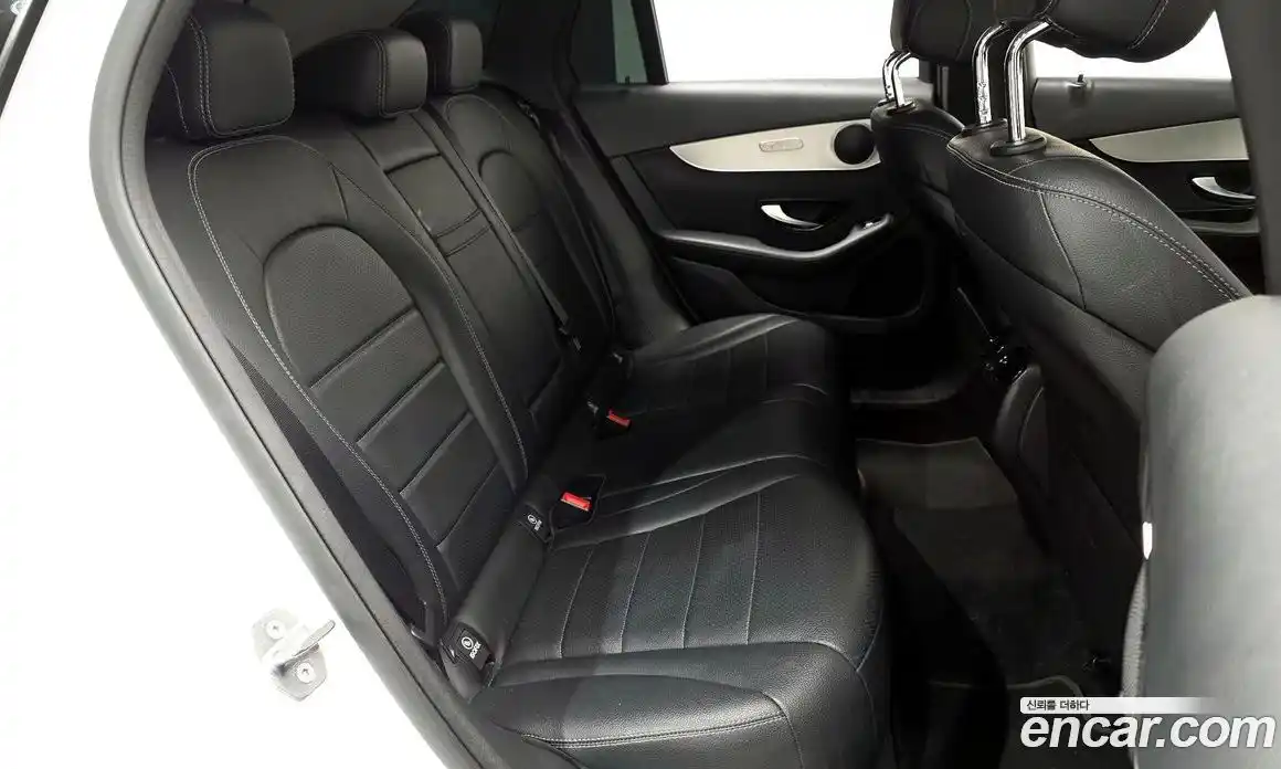 Mercedes-Benz GLC-Class 2018 2.0 гидро в Москве № 342585, фото 12