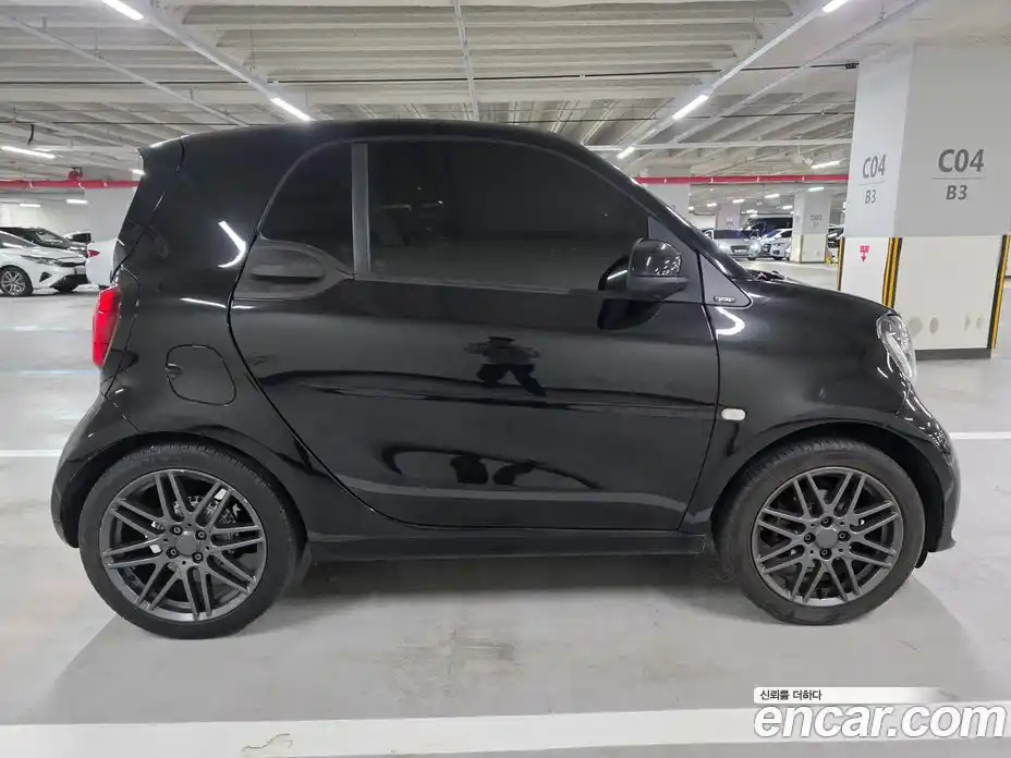 Smart Fortwo 2018 0.9 гидро в Москве № 376134, фото 5