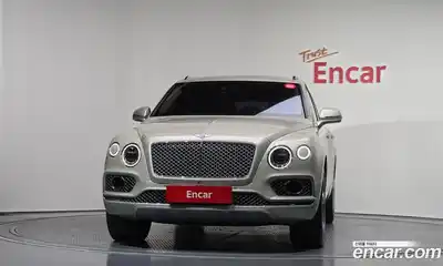 Bentley Bentayga 2017 6.0 гидро в Москве № 387179, миниатюра 3