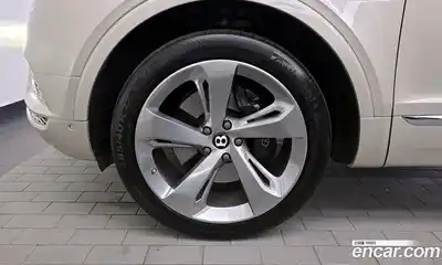 Bentley Bentayga 2017 6.0 гидро в Москве № 387179, миниатюра 5