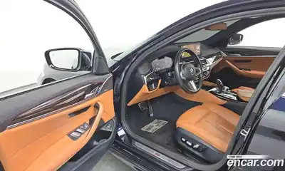 BMW 5-Series 2022 2.0 гидро в Москве № 404966, миниатюра 10