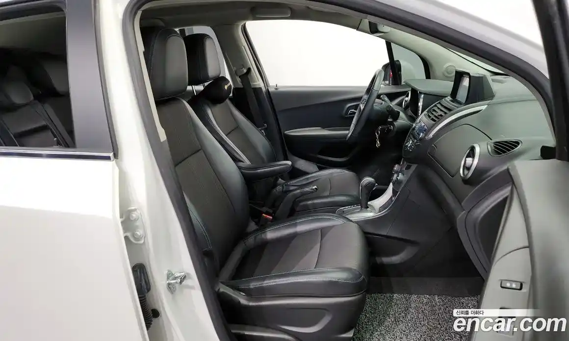 Chevrolet Trax 2014 1.4 гидро в Москве № 42111, фото 11