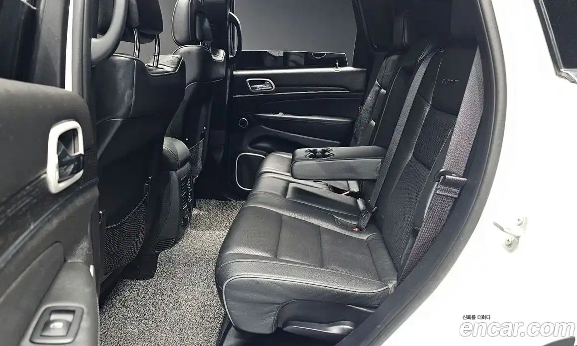 Jeep Cherokee 2021 3.6 гидро в Москве № 472723, фото 12