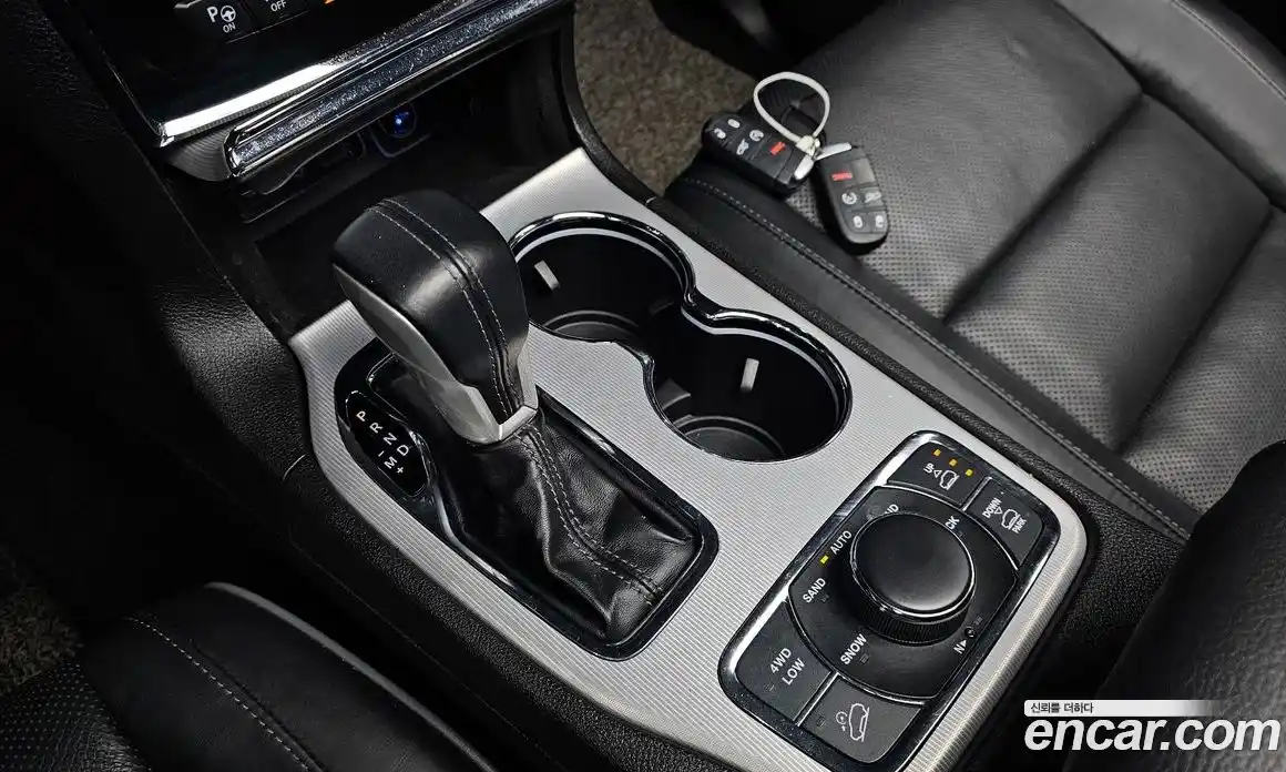 Jeep Cherokee 2021 3.6 гидро в Москве № 472723, фото 9