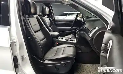 Jeep Cherokee 2021 3.6 гидро в Москве № 472723, миниатюра 10