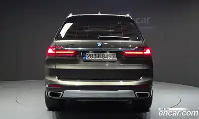 BMW X7 2022 3.0 гидро в Москве № 492619, миниатюра 4