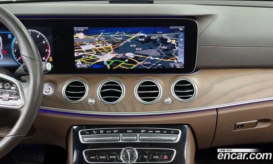 Mercedes-Benz E-Class 2018 2.0 гидро, фото 14