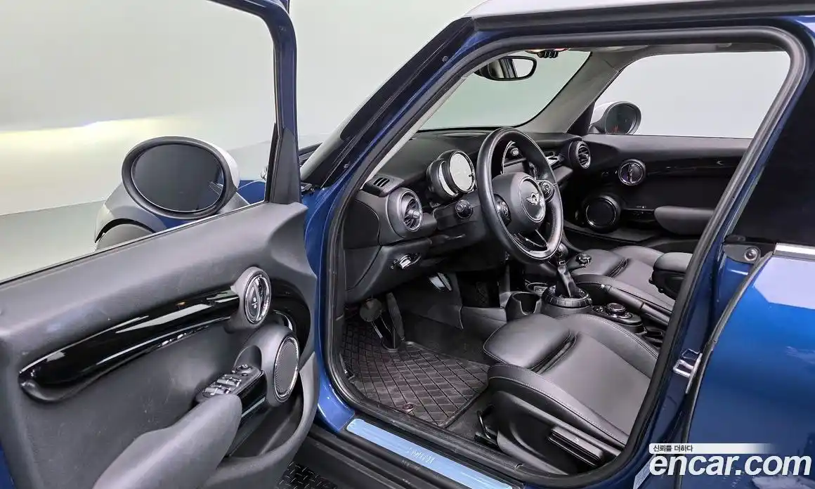 Mini Cooper 2017 1.5 гидро в Москве № 499273, фото 11
