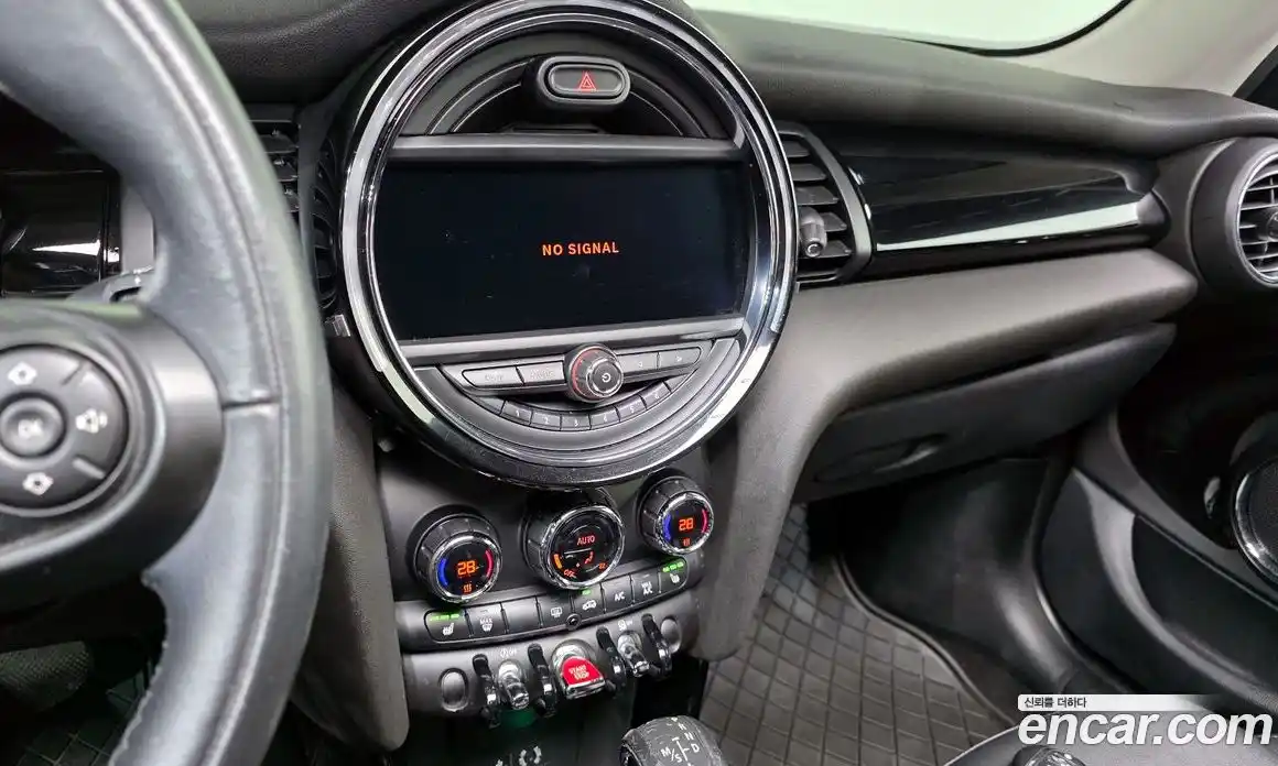Mini Cooper 2017 1.5 гидро в Москве № 499273, фото 15