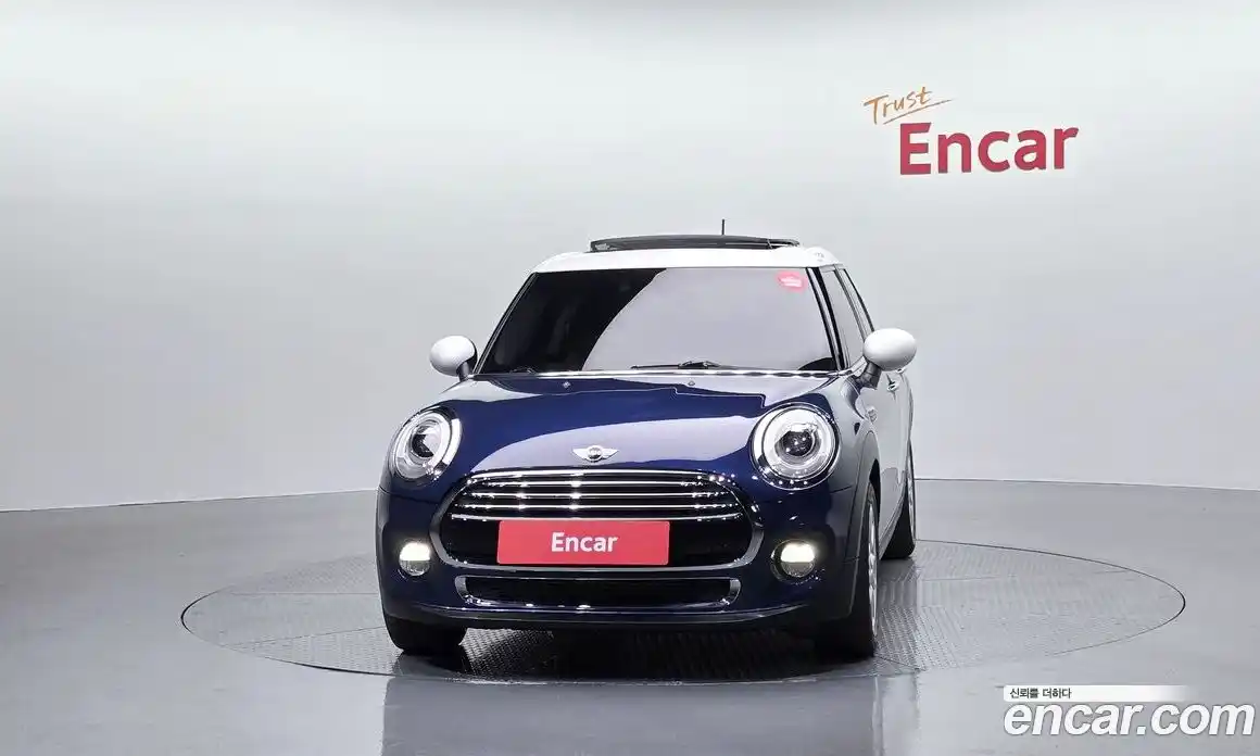Mini Cooper 2017 1.5 гидро в Москве № 499273, фото 3