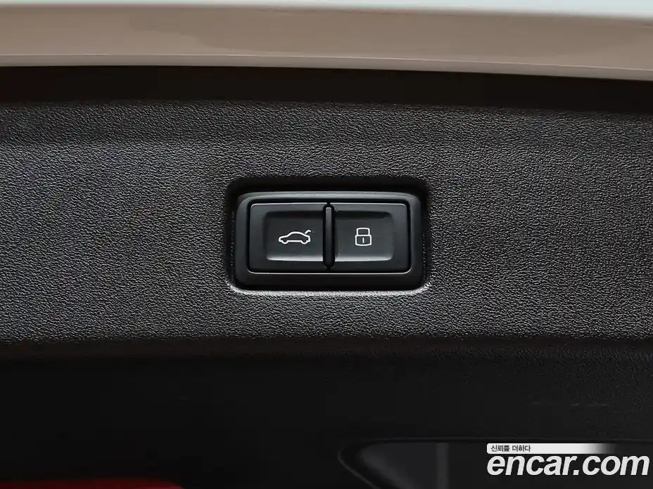 Audi Q4 e-tron 2023 0.2 гидро в Москве № 544739, фото 19