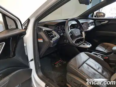 Audi Q4 e-tron 2023 0.2 гидро в Москве № 544739, миниатюра 10