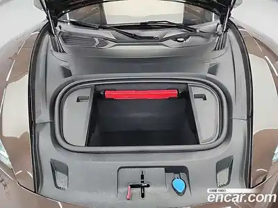 Porsche Taycan 2025 0.1 гидро в Москве № 545420, миниатюра 5