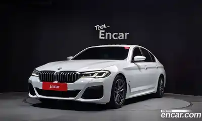 BMW 5-Series, 2022