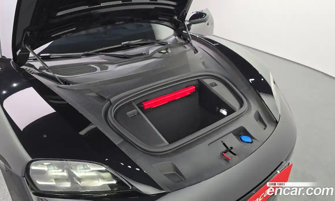 Porsche Taycan 2025 0.1 гидро в Москве № 765527, фото 6