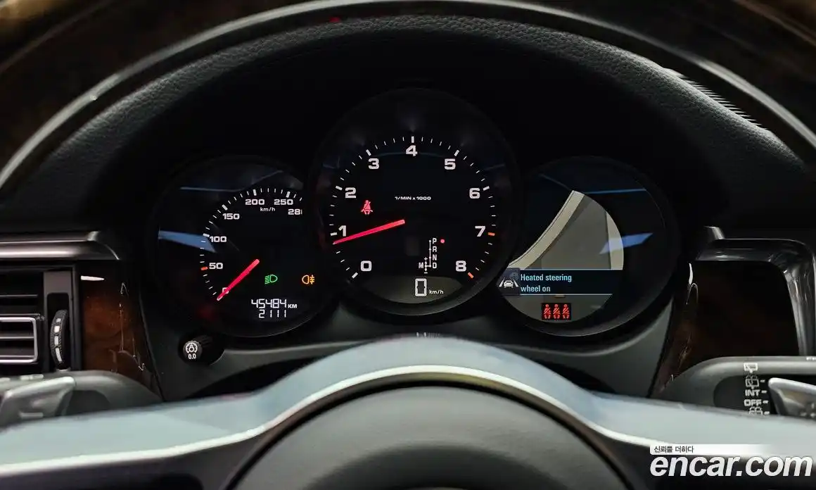 Porsche Macan 2021 2.0 гидро в Москве № 802090, фото 8