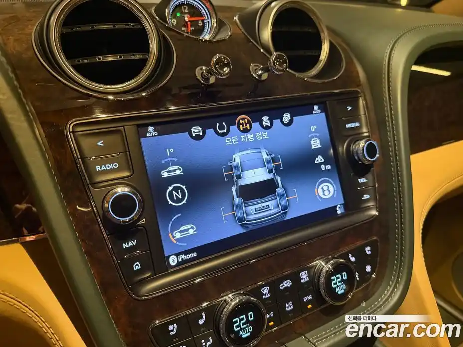 Bentley Bentayga 2018 6.0 гидро в Москве № 816538, фото 15