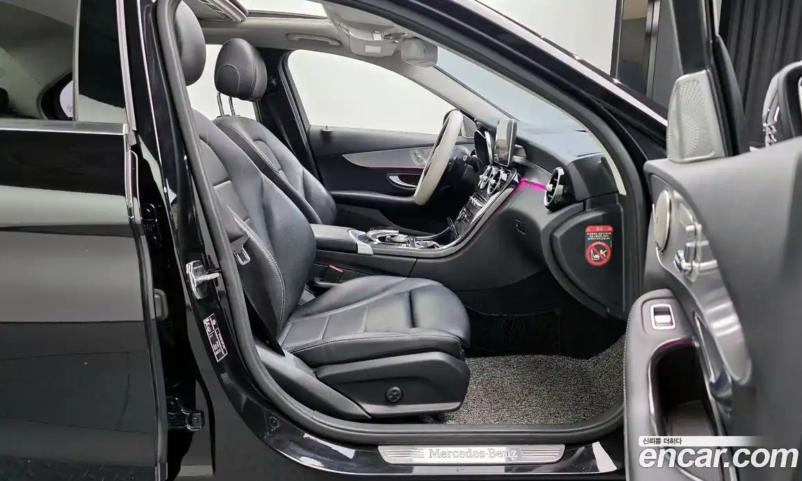 Mercedes-Benz C-Class 2016 2.0 гидро в Москве № 822858, фото 9