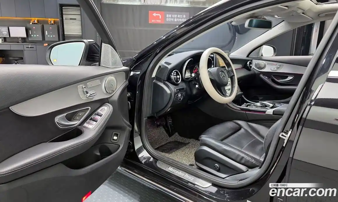 Mercedes-Benz C-Class 2016 2.0 гидро в Москве № 822858, фото 10