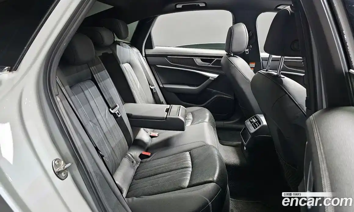 Audi A6 2020 2.0 гидро в Москве, фото 12