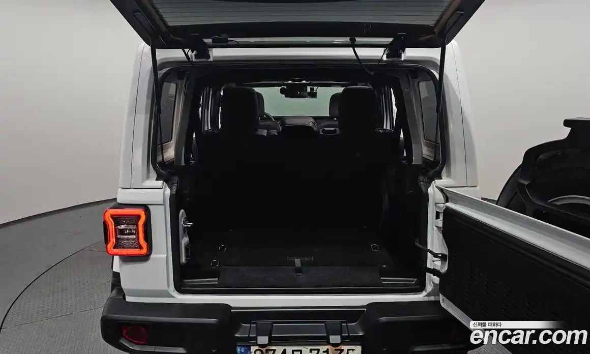 Jeep Wrangler 2021 2.0 гидро в Москве № 862882, фото 20