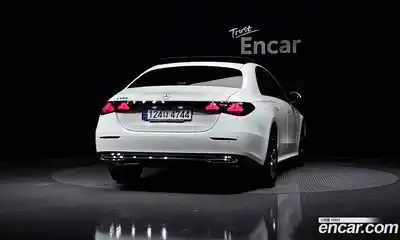 Mercedes-Benz E-Class 2025 2.0 гидро, миниатюра 4