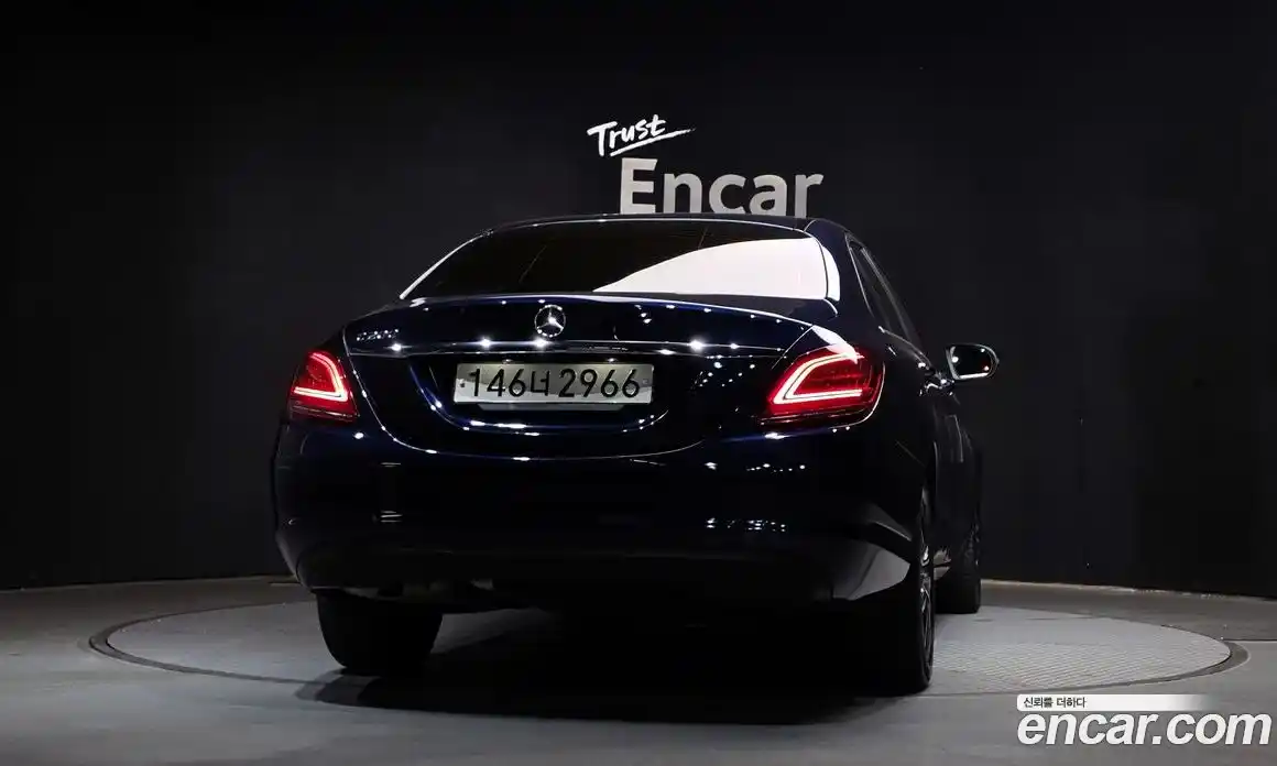Mercedes-Benz C-Class 2019 2.0 гидро в Москве № 893298, фото 4