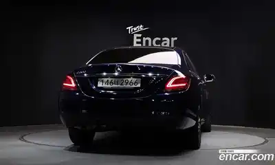 Mercedes-Benz C-Class 2019 2.0 гидро в Москве № 893298, миниатюра 4