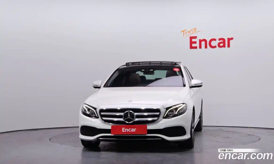 Mercedes-Benz E-Class 2016 2.0 гидро в Москве № 893402, фото 3