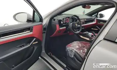 Porsche Cayenne 2025 3.0 гидро в Москве № 894389, миниатюра 10