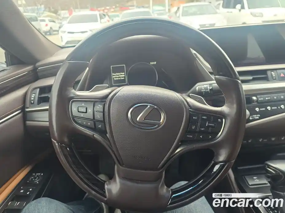 Lexus ES 2021 2.5 гидро в Москве № 895913, фото 18