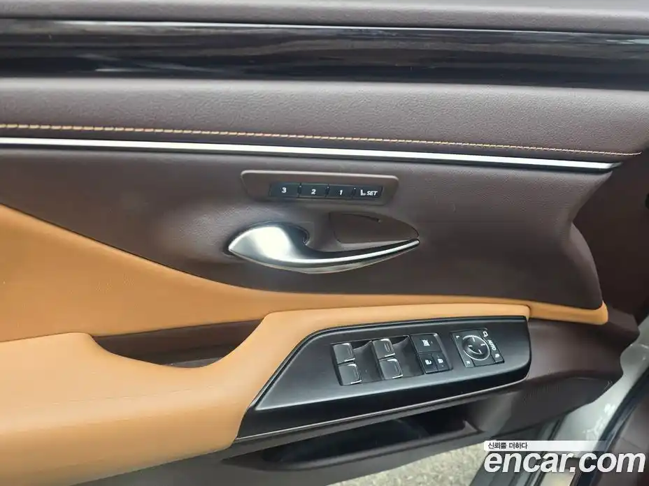 Lexus ES 2021 2.5 гидро в Москве № 895913, фото 20