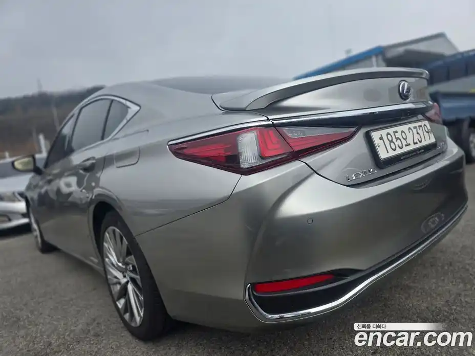 Lexus ES 2021 2.5 гидро в Москве № 895913, фото 7