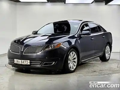 Lincoln MKS, 2014