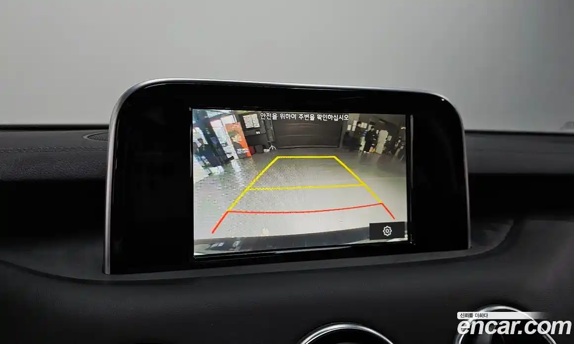 Kia Stinger 2017 2.0 Автомат в Москве № 930236, фото 15